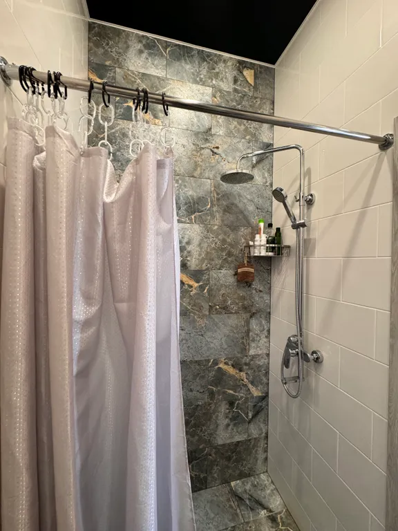 Коттедж Коттедж Студия с отдельной зоной барбекю, в 5 минутах до моря, парковкой автомобиля — Севастополь