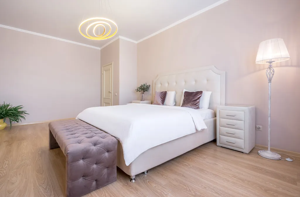 1-к квартира с большой кроватью, панорамный балкон, окна на рассвет