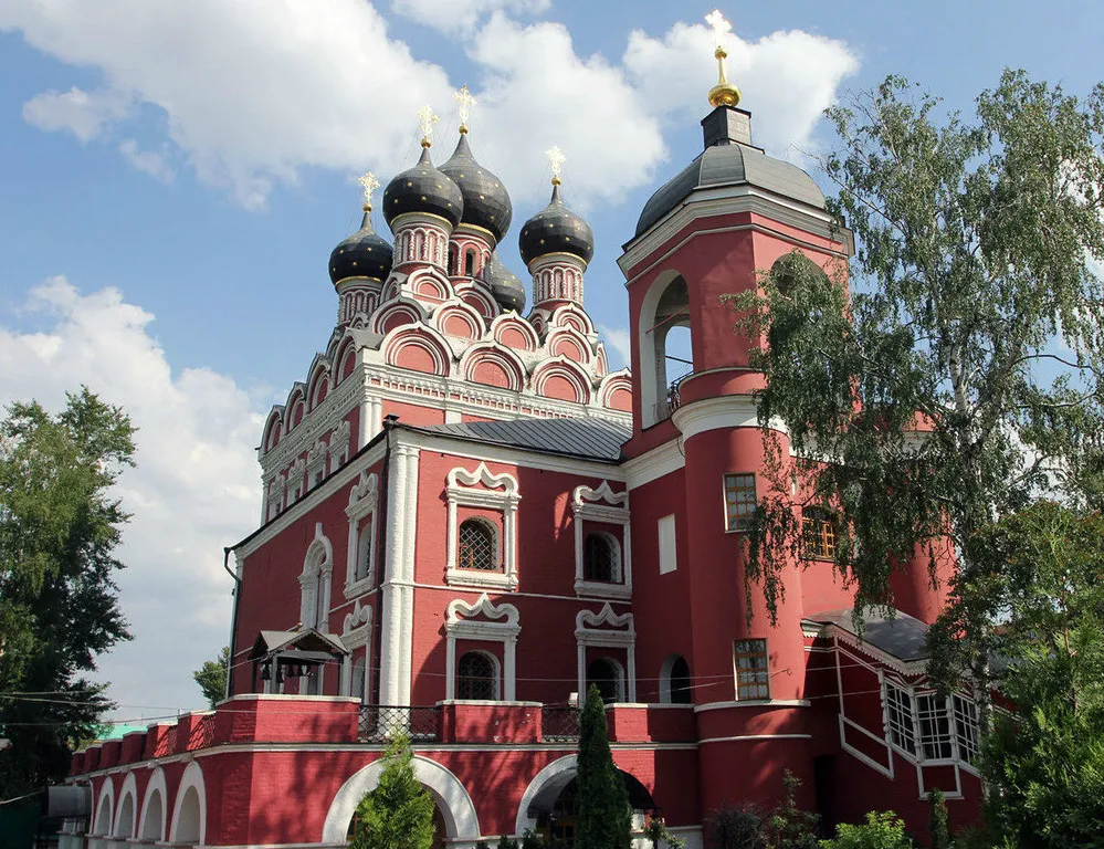 Квартира Уютная квартира рядом с метро ВДНХ в тихом зелёном дворе с парковкой — Москва