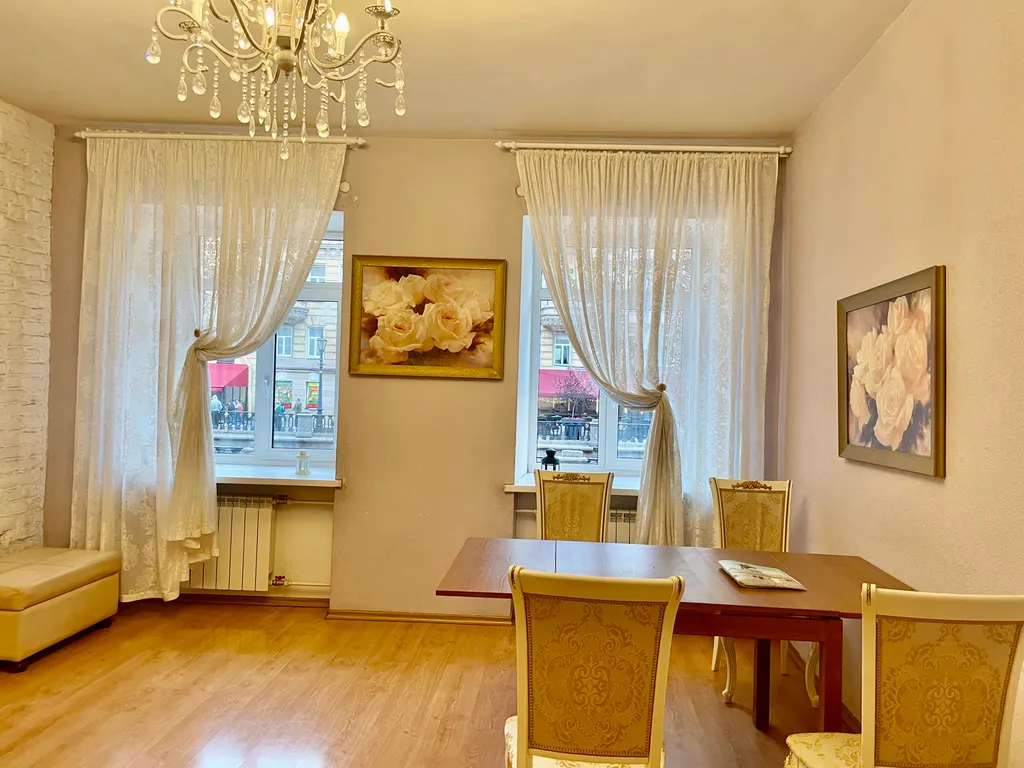 Набережная корааблики дом книги