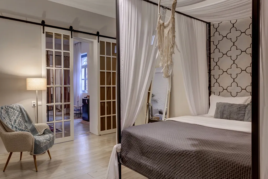 Душевная 2х комнатная квартира в самом сердце исторического Тбилиси.