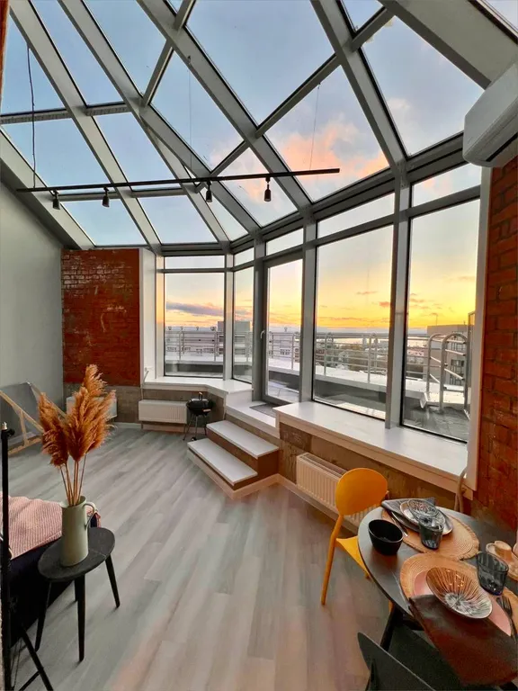 Шикарная квартира с панорамными окнами и террасой рядом с титан ареной — аренда посуточно в Архангельск