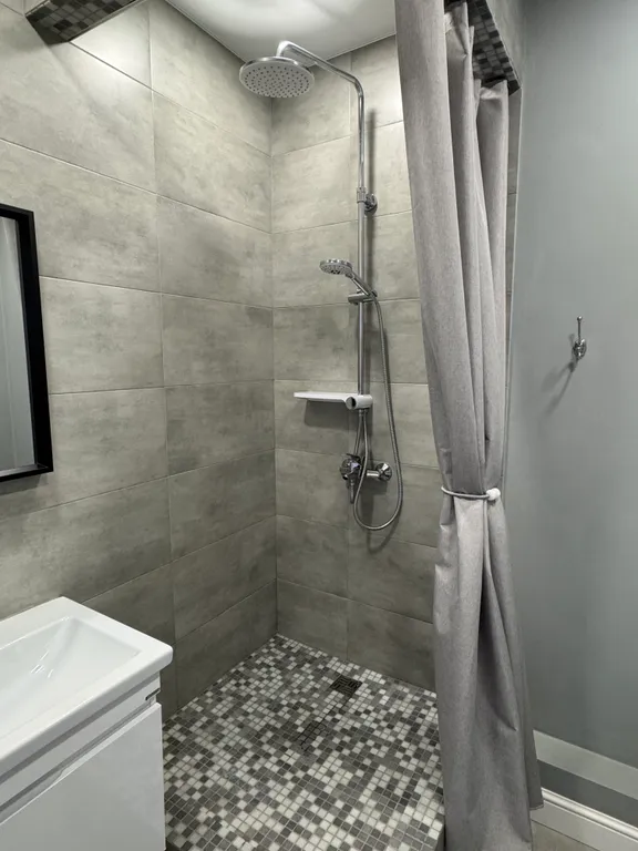 Студия с панорамными окнами