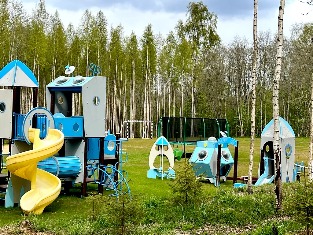 Уютный A-Frame в лесном массиве на берегу реки