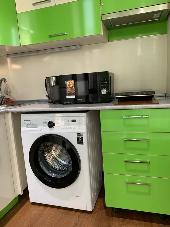 City Central Apartment (студия с витражами)