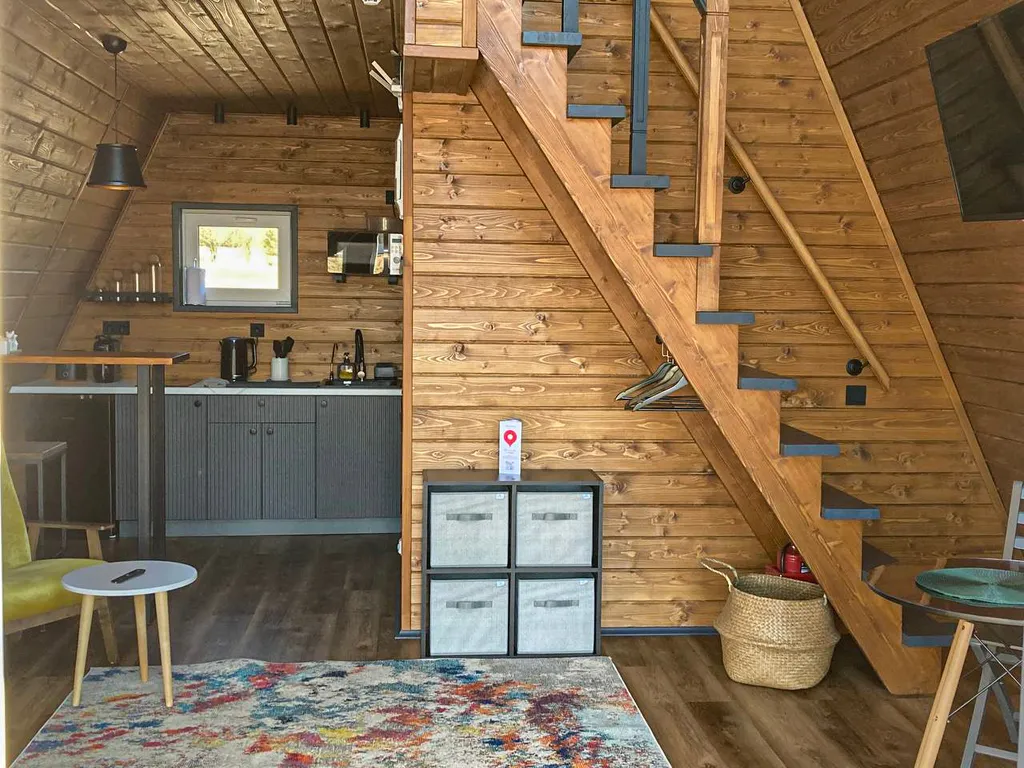 Дом Афрейм с подогреваемой купелью в террасе дома Лисичкино Карелия