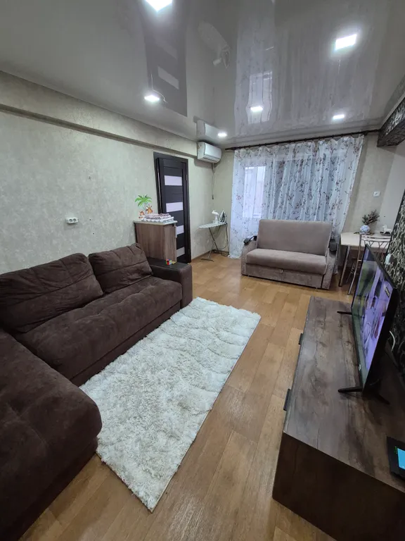 Евро двушка 2 этаж, удобный заезд с М2 и М4, жалюзи блэкаут