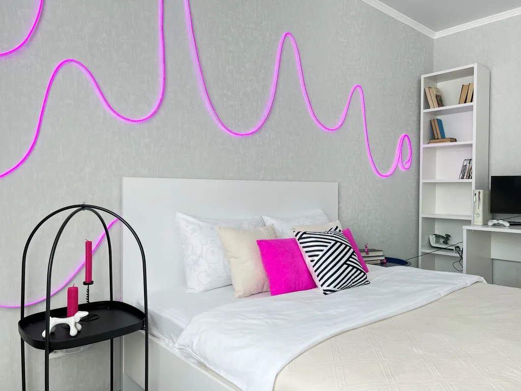 Квартира Эксклюзив Кибер с Неоновым Стилем