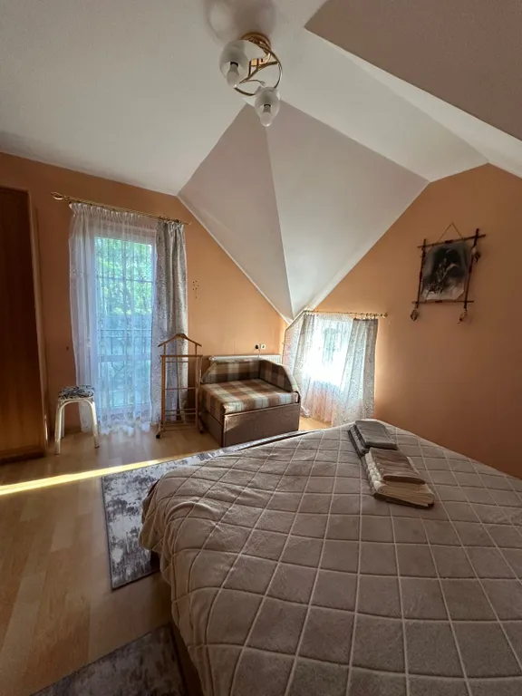 Сказочный домик в лесу, у моря