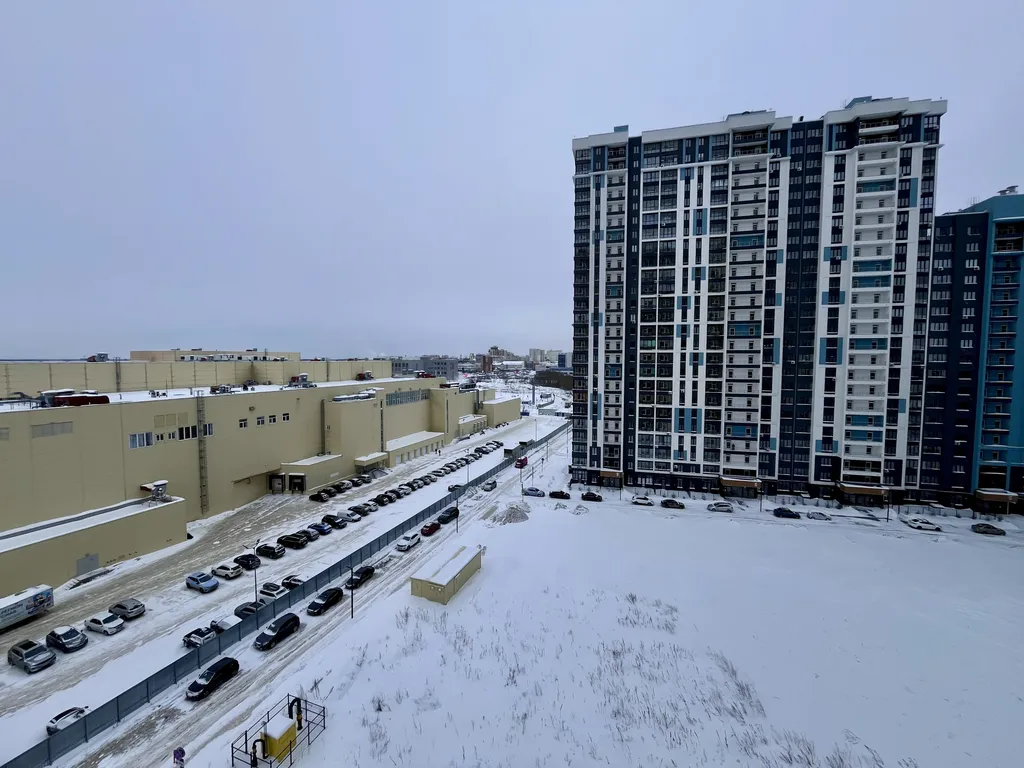 Просторная квартира со стильным интерьером и уютной атмосферой