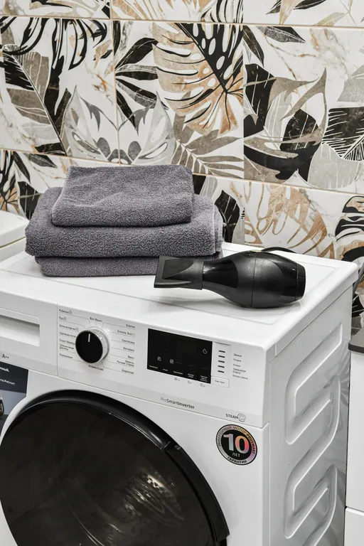 Комфортная современная квартира в центре Взлетки