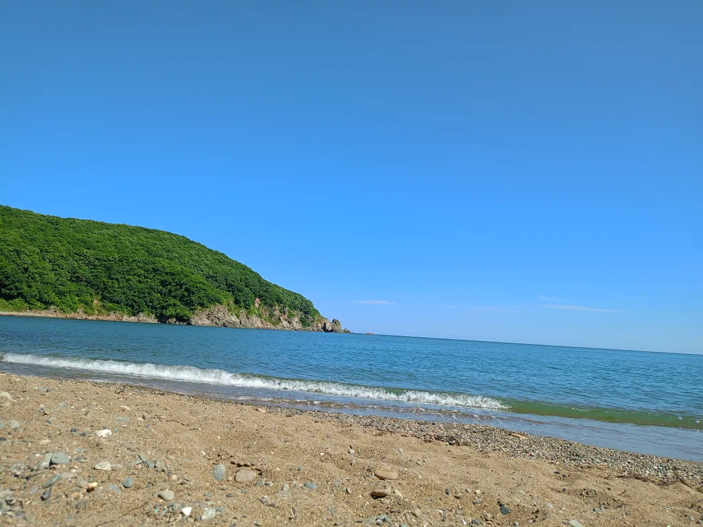 Солнечная квартира в тихом районе, недалеко пляж