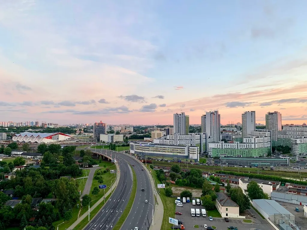 Квартира Комфортабельные апартаменты в центре, рядом метро и парк Победы — Минск