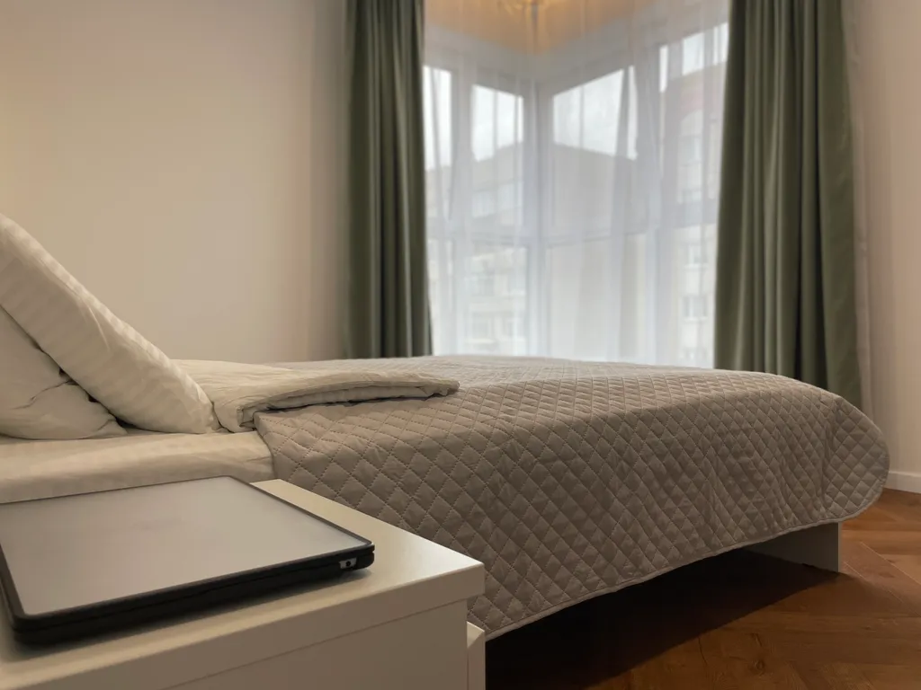 Просторная двухкомнатная квартира в центре