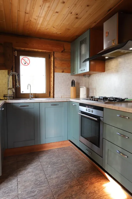 Коттедж Уютный дом на берегу реки — Новая Ладога