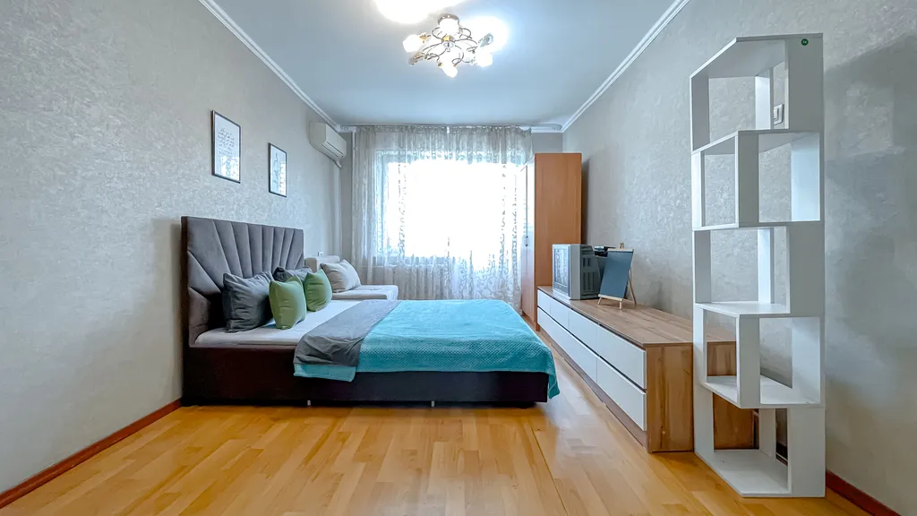 Светлая квартира — аренда посуточно в Алматы