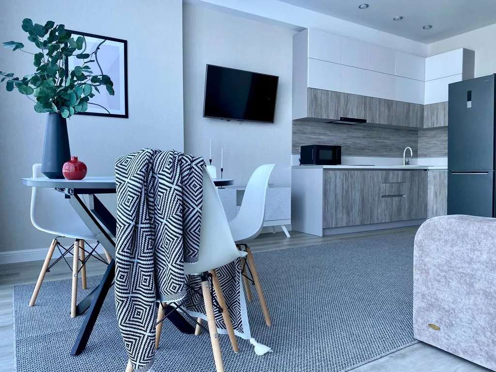 Евро-двухкомнатные апартаменты в ЖК Ришелье Шато с бассейном