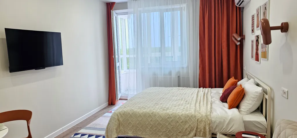 Студия с видом на лес