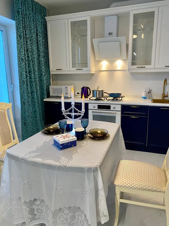 Современная квартира на Курашова