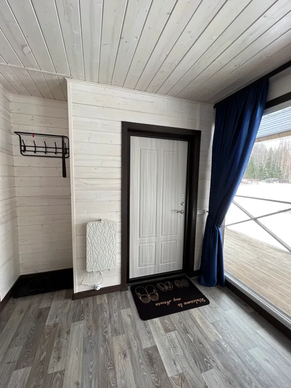 Коттедж Коттедж с сауной рядом с озером — Луга