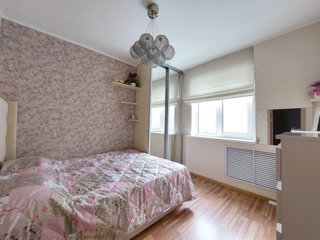 Квартира с камином в самом центре