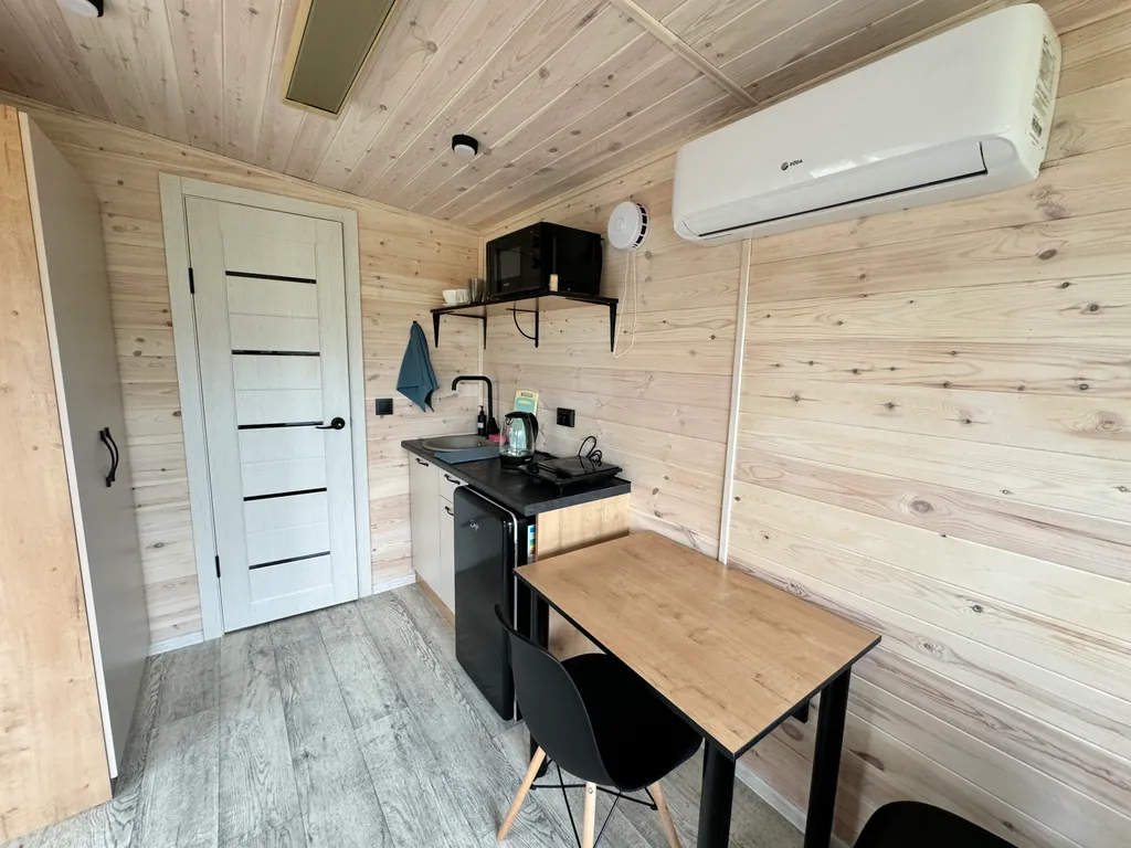 Домик с видом на горы