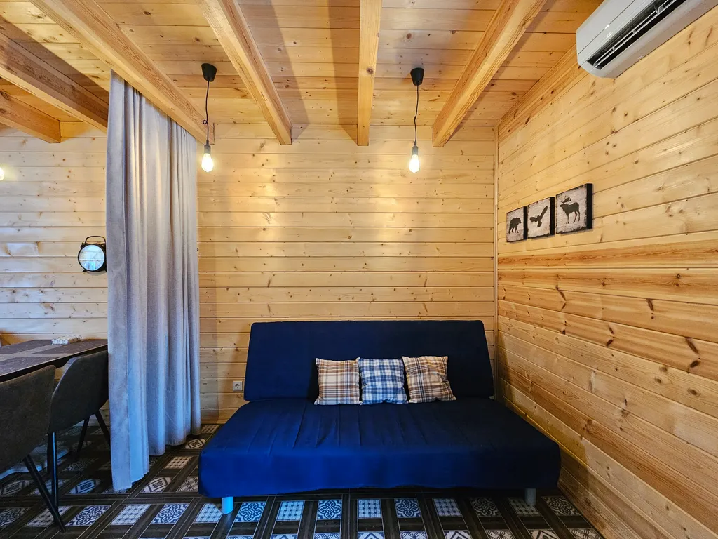 Коттедж Дом с камином, баней-сауной на дровах и купелью — Светлое