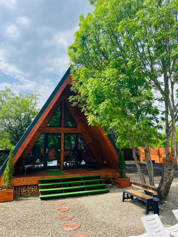 Коттедж Коттедж Уютный Афрейм с бассейном и баней — Горячий Ключ