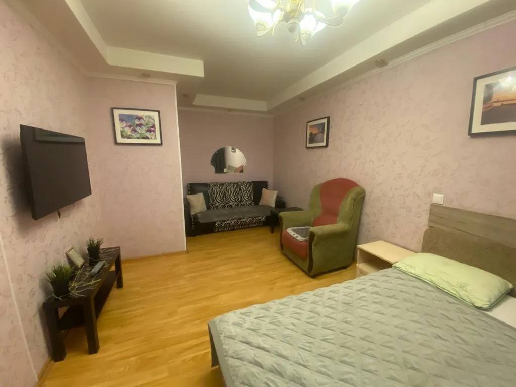 1-комнатная квартира с красивым видом на город и балконом