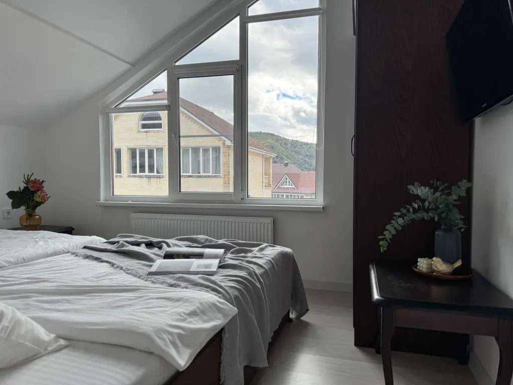 Новый дом с подогреваемым бассейном