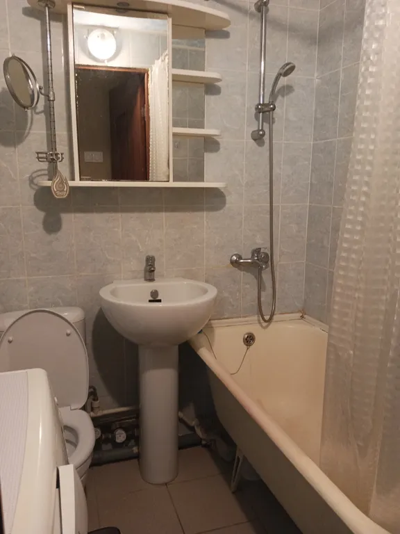 Уютная двухкомнатная квартира на ЖБИ