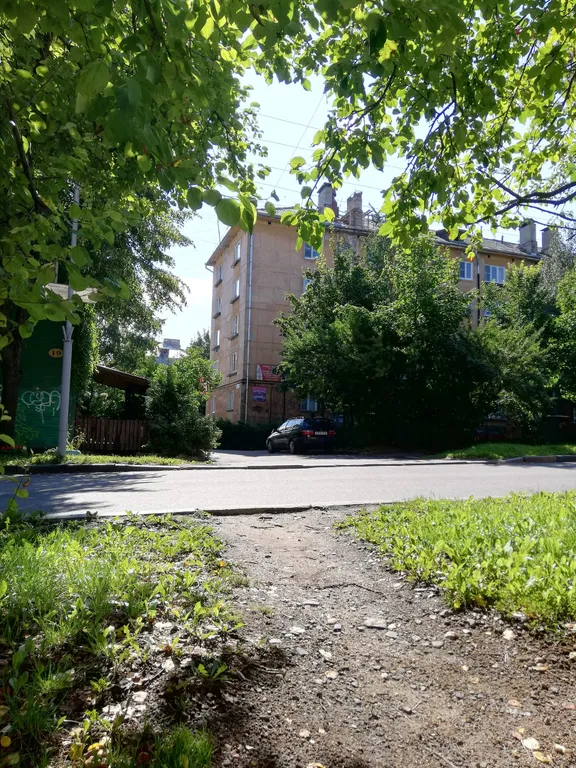 2-комнатная квартира в центре у ж. д. вокзала