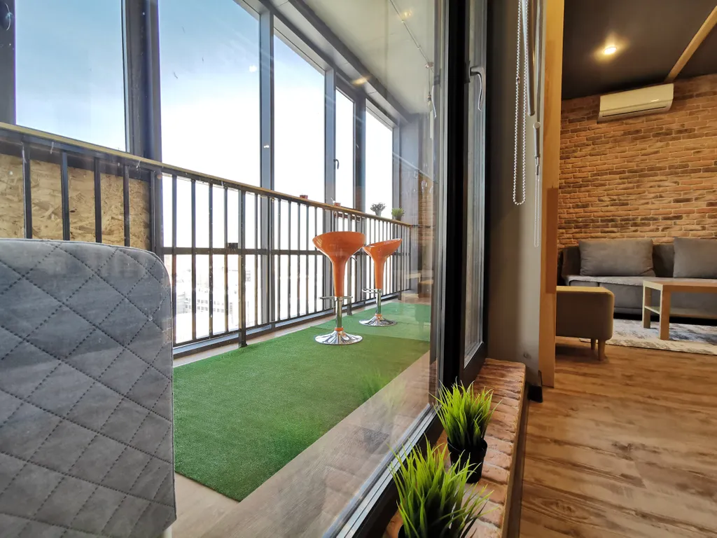 Квартира в люкс доме с парковкой в 10 минутах пешком от площади Ленина — аренда посуточно в Новосибирск