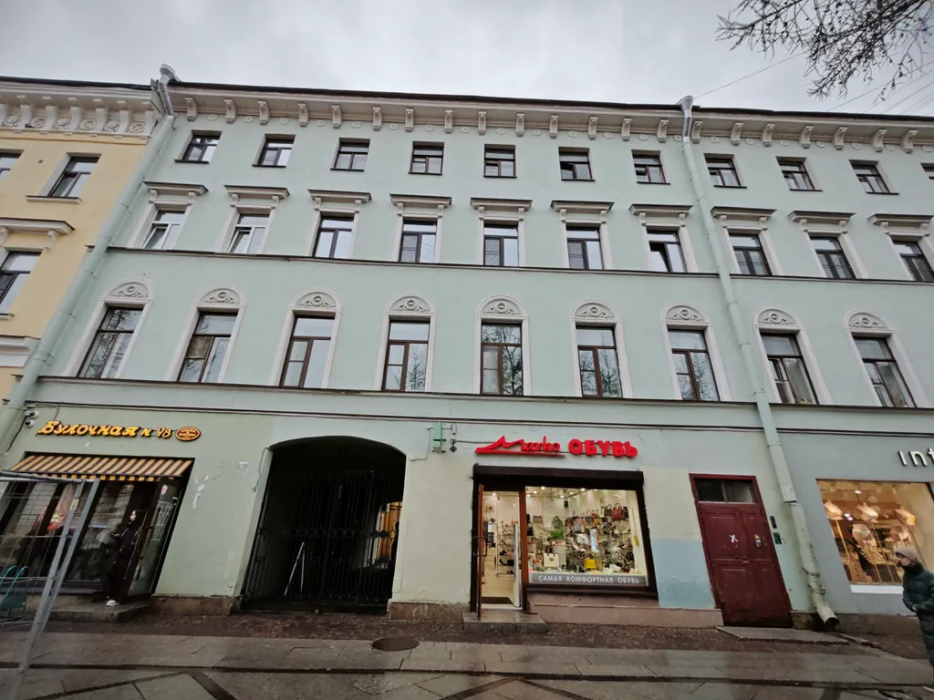 Квартира Квартира на 7-ой линии Васильевского острова — Санкт-Петербург