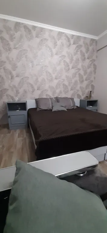 Чистая уютная квартира — аренда посуточно в Ачинск