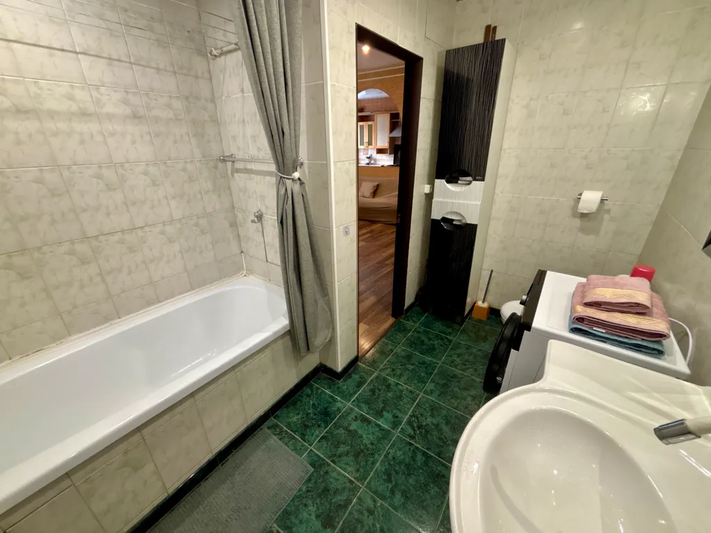 VIP Двухкомнатная квартира с прекрасным ремонтом