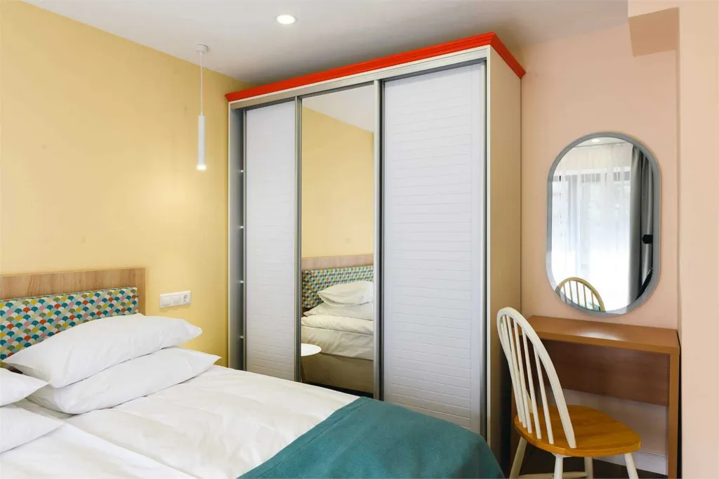 Квартира в Парк - отеле ПОРТО МАРЕ.
Фемели 2-х комнатная с кухней А324