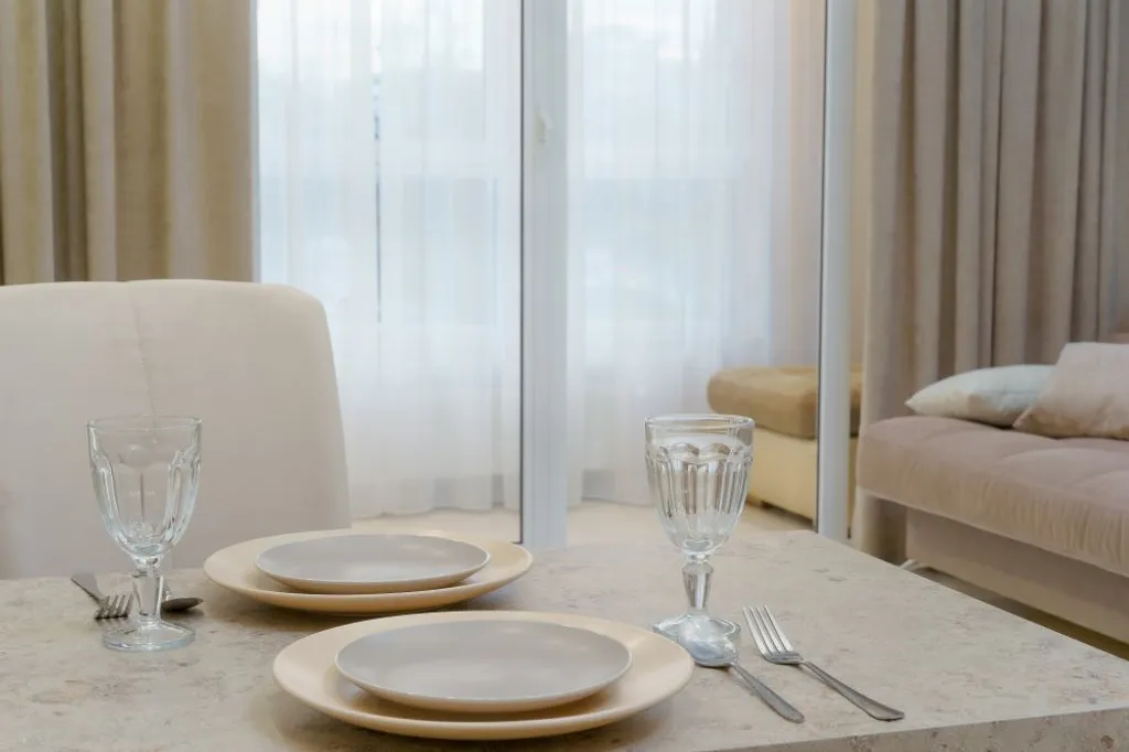 Good Night на Комсомольском 48