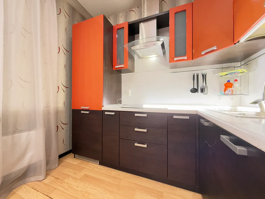 Тут хорошо на Сурикова