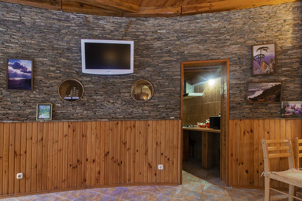 Коттедж у грота Дианы