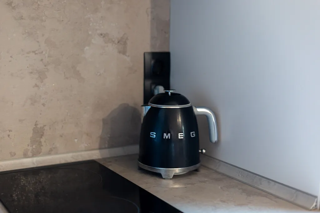 Стильная студия Кватро 152 с террасой и кофемашиной