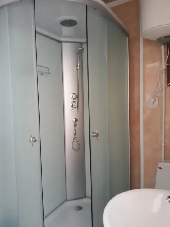 Номер на троих с балконом