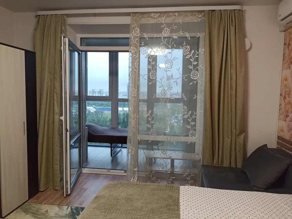 Студия в центре города с шикарным видом на стадион Зенит