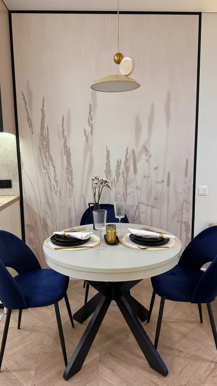 Апартаменты с видом на озеро в элитном районе