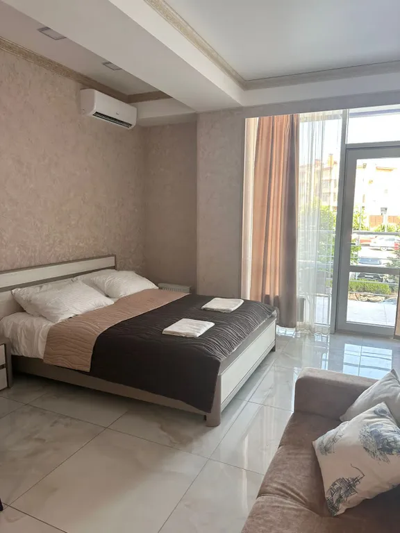 Апартаменты с подогреваемым бассейном и СПА