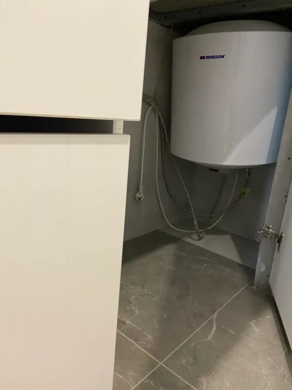 Комфортная квартира с высокими потолками около Корстона