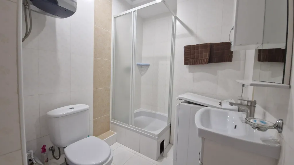 Просторная 2-комнатная квартира с двумя балконами