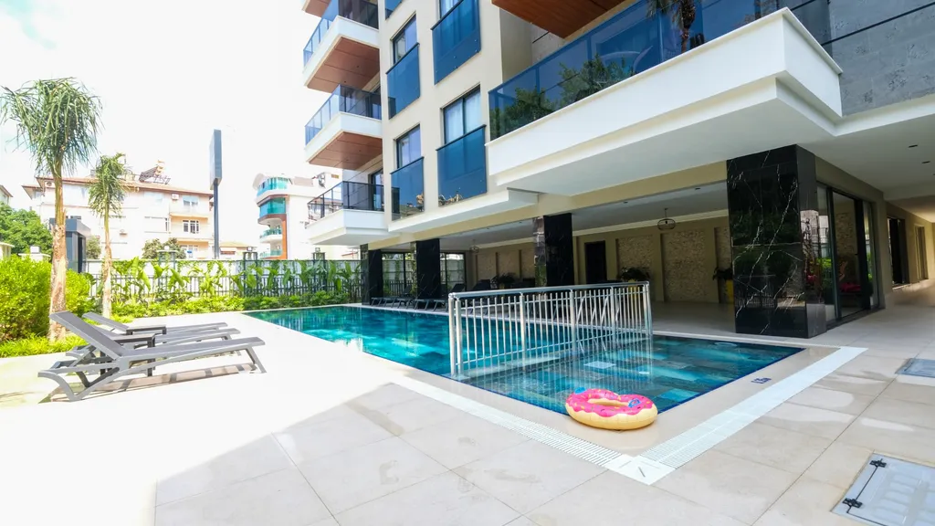 Трехкомнатный пентхаус в районе пляжа Клеопатра в комплексе Бестхоум