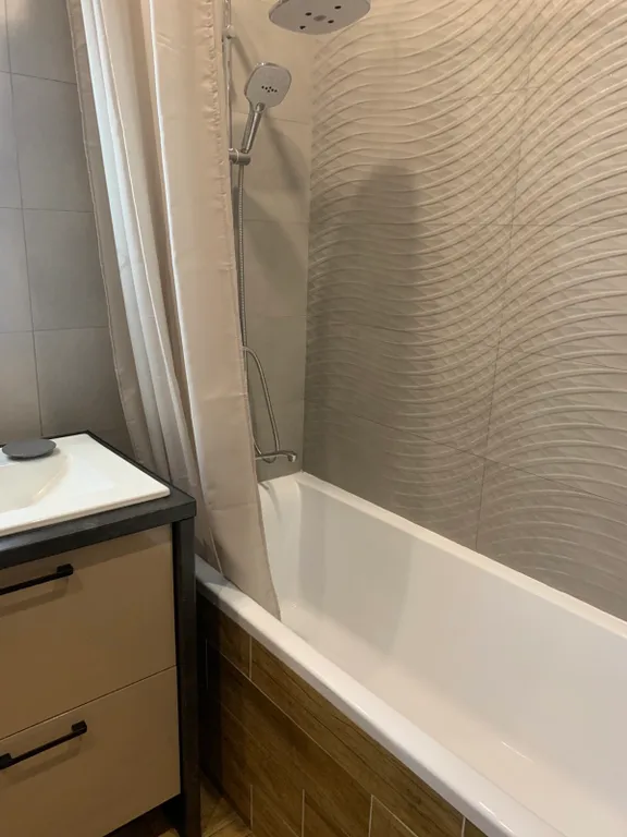 Квартира 1 комнатная квартира с террасой — Светлогорск