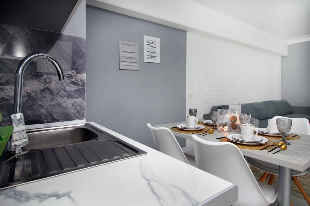 Квартира Просторный апартамент в Молодежном — Алматы